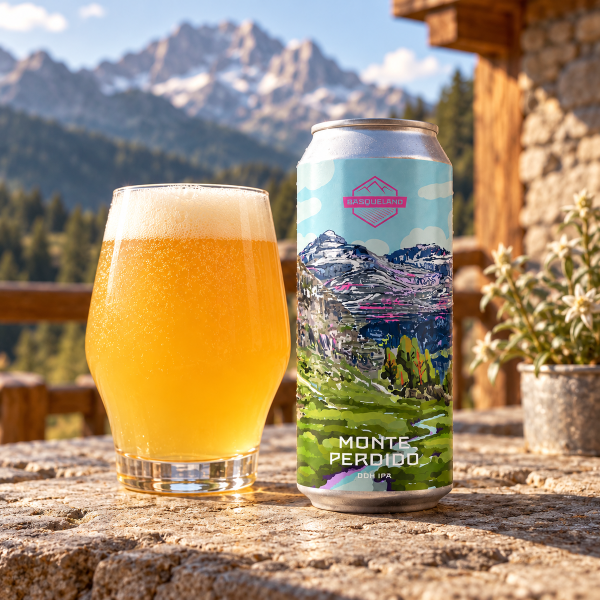 Basqueland Monte Perdido: cerveza servida junto a la lata