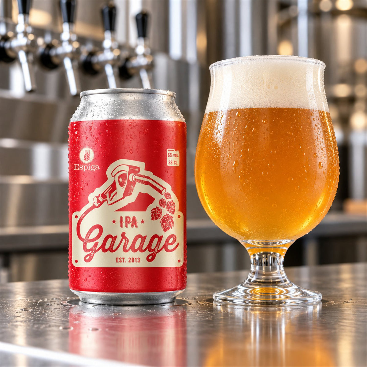 Espiga Garage IPA lata: bebida servida en vaso junto a su envase