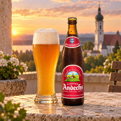 Andechs Weizenbock: bebida servida en vaso junto a su envase