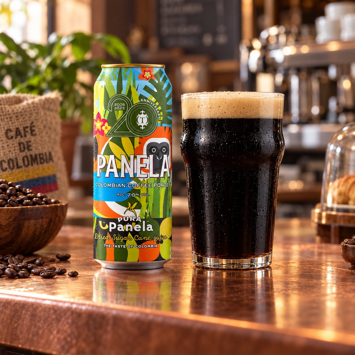 Thornbridge Panela: bebida servida en vaso junto a su envase
