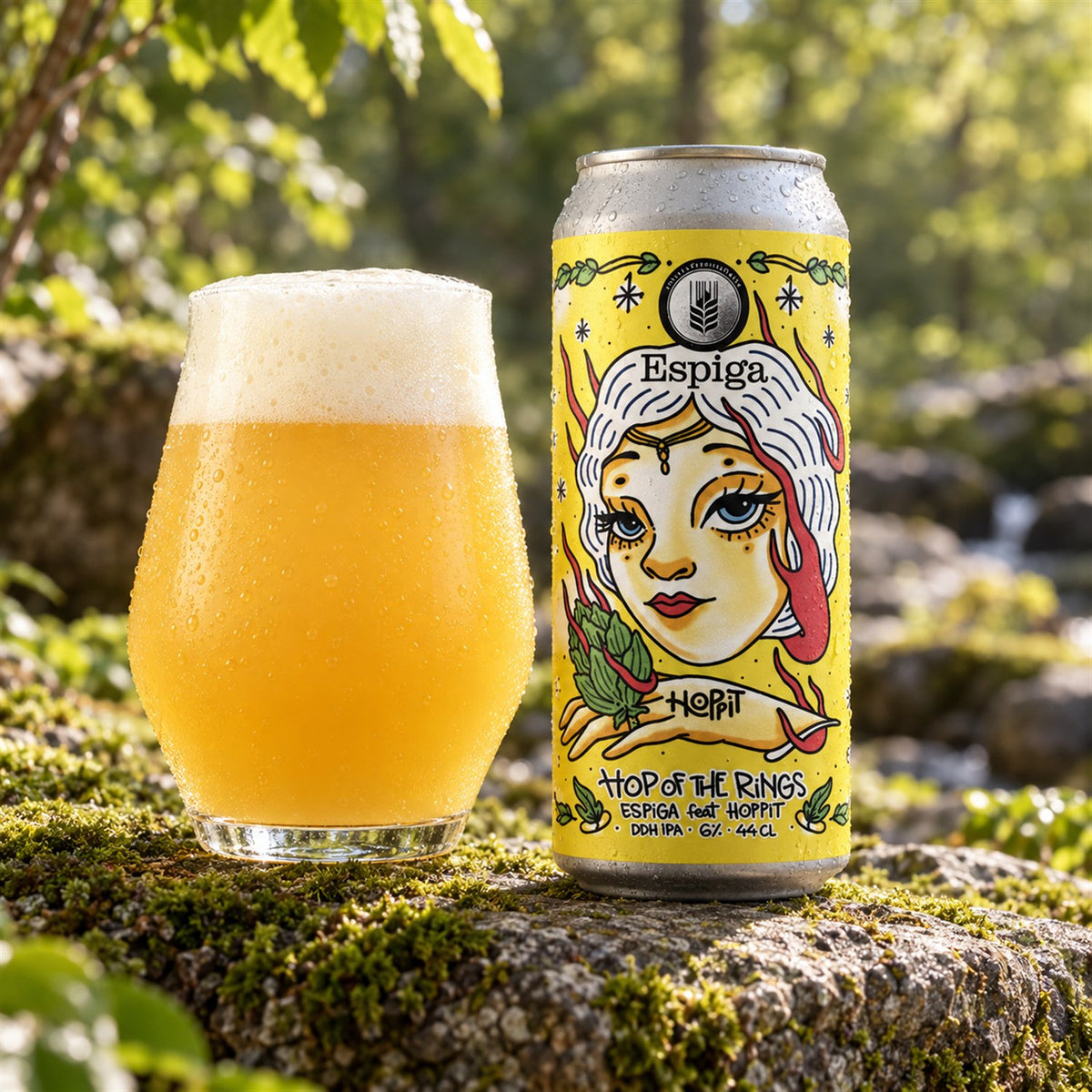 Espiga Hop of the Rings: bebida servida en vaso junto a su envase