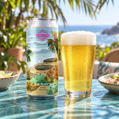 Basqueland Swamis: bebida servida en vaso junto a su envase