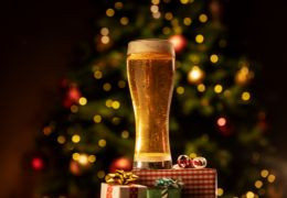 Las mejores cervezas para regalar esta Navidad: opciones especiales para todos los gustos